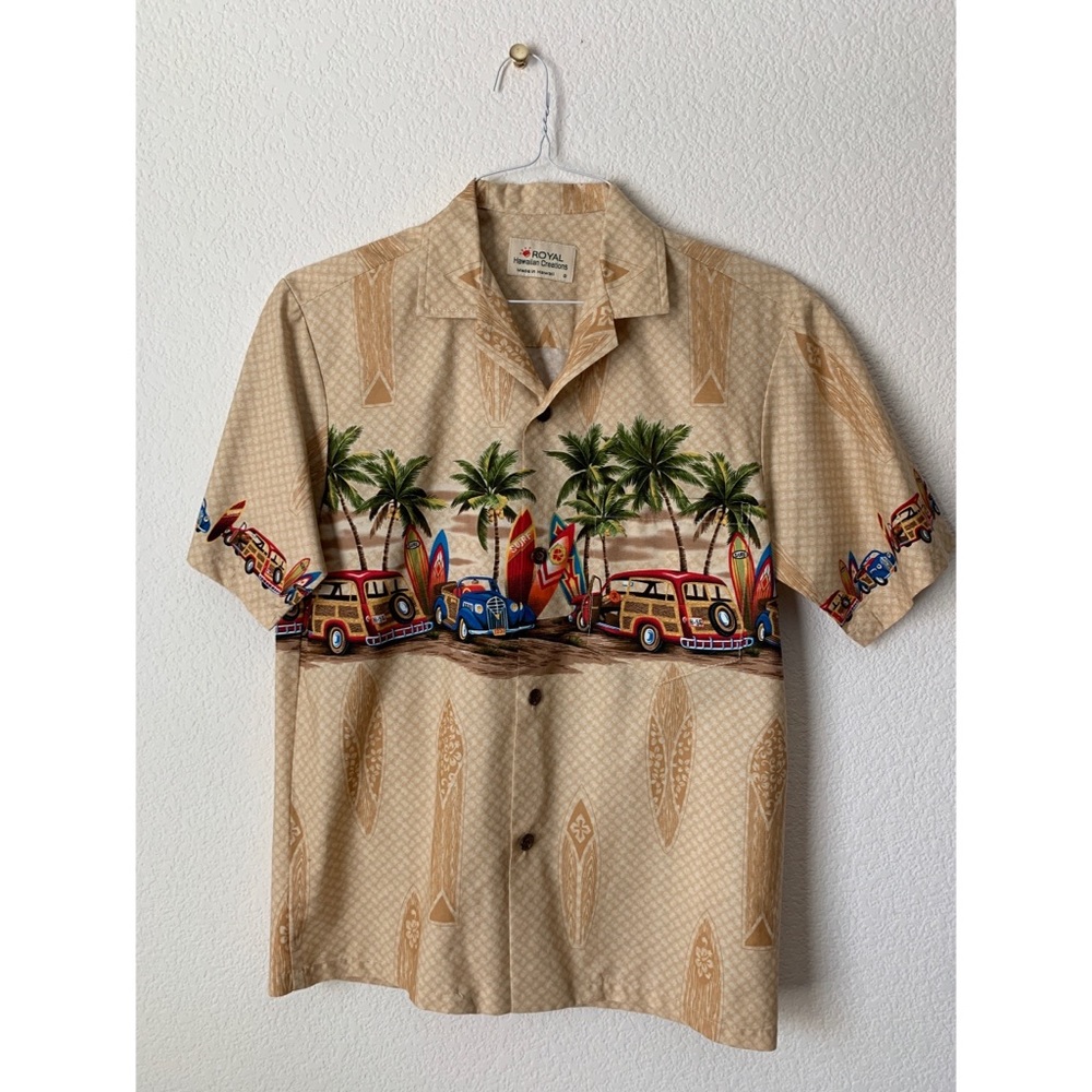 Royal Hawaiin Creations Mens Casual Shirt (small).